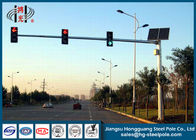 Panel słoneczny czerwony zielony automatyczny słup sygnalizacji świetlnej Q345 do przejścia dla pieszych