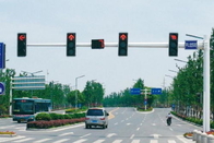 Stożkowy, ocynkowany ogniowo słup sygnalizacyjny do monitorowania ruchu dla skrzyżowania dróg